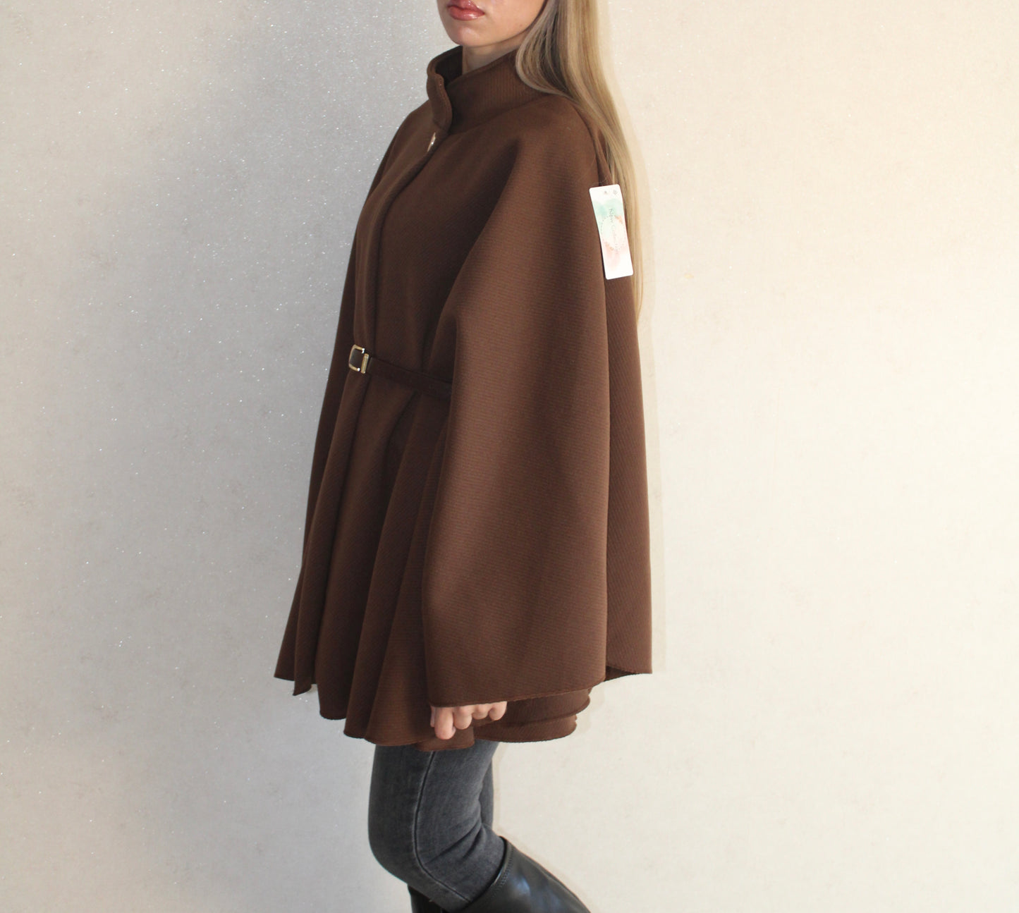 Cape-Mantel
